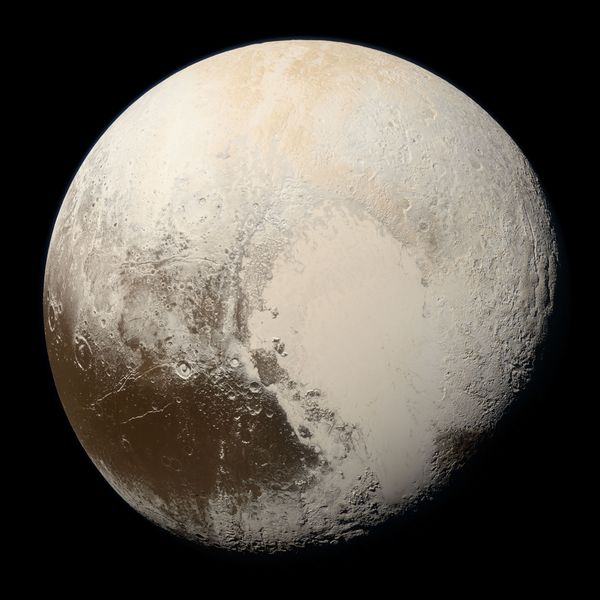 File:Pluto (134340) - NASA New Horizons (14 July 2015) - 18 July 2018.jpg